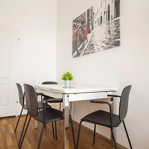 Apartment Davidgasse, Vienna