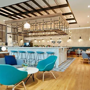 courtyard-by-marriott-luton-airport.cambridgehotelsuk.com/